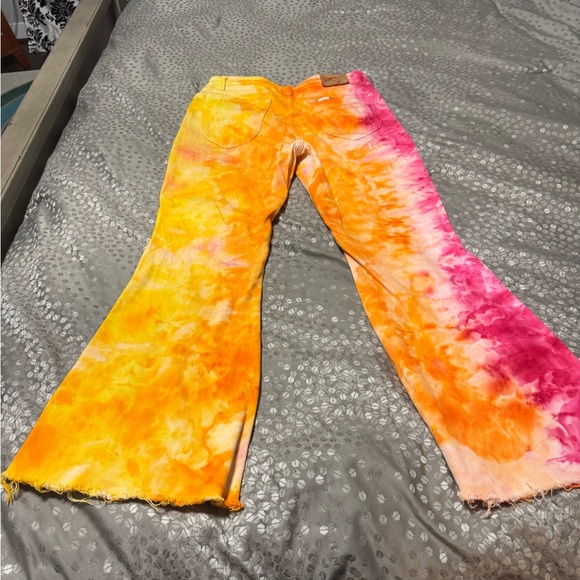 Lee Tie-Dye Flared Jeans - Picture 2 of 5